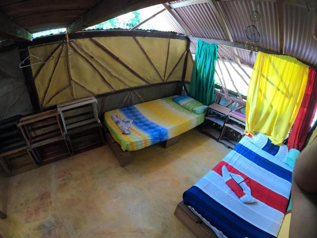 Reciclarte Galeria Hostal Capurganá Exteriör bild